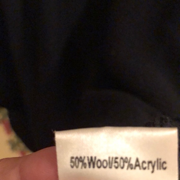 Last offer鹿 Stunning Wool Turtleneck Cape.Heavy!! - Picture 4 of 5